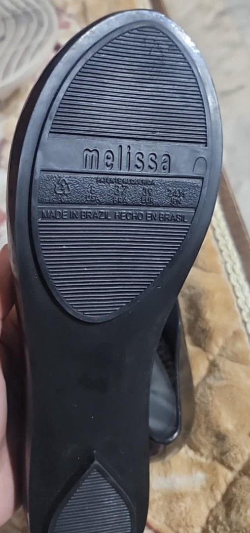 melissa + jason wu (Category: Flats & Sandals) located in Baguio. Submitted by redjer (Listing ID 1362606880, Image 2). Description: Melissa+Jason Wu Click, Zoom and chexk size 8 US size 37 Bra.