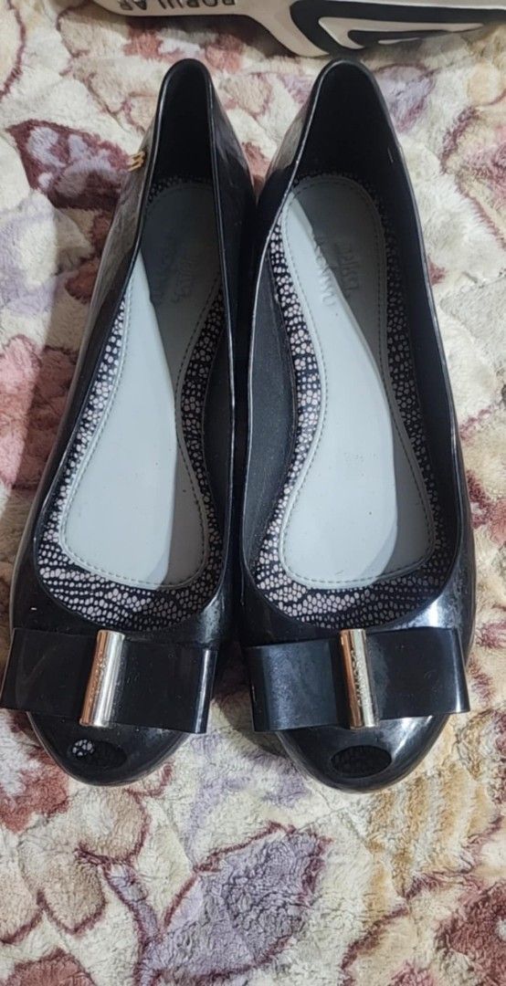 melissa + jason wu (Category: Flats & Sandals) located in Baguio. Submitted by redjer (Listing ID 1362606880, Image 1). Description: Melissa+Jason Wu Click, Zoom and chexk size 8 US size 37 Bra.