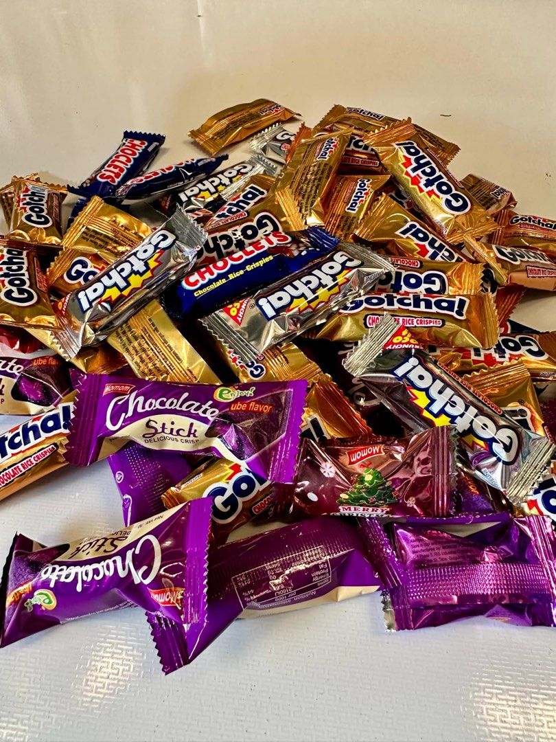 MINIMALIST PARTY GIVE AWAYS (Category: Babies & Kids Fashion) located in Cavite. Submitted by AlwaysGiveBack (Listing ID 1362563210, Image 2). Description: MINIMALIST GIVE AWAYS! Perfect give aways for Teachers, classmates, friends, etc. For only ₱25 per box: - 3-PC. Assorted chocolates - Minimalist box - Thank you sticker or Stickman stickers ₱25 only! 🫶.