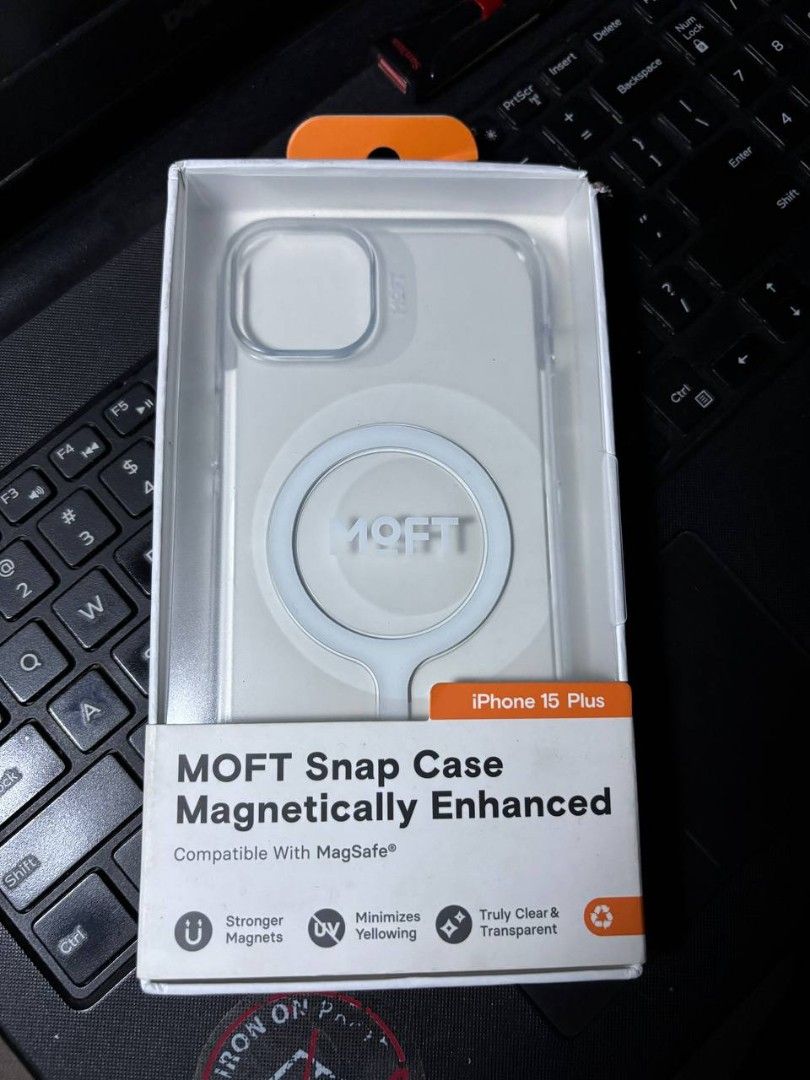 MOFT Snap Case with Magsafe (Clear) (Category: Cases & Sleeves) located in Cavite. Submitted by bmdell (Listing ID 1362588128, Image 1). Description: For iPhone 15 Plus. Authentic. Only used once when I tried it on. The original price is around 1,500 in MOFT Official Store ($hopee Mall). Bought on 04/03/2025..
