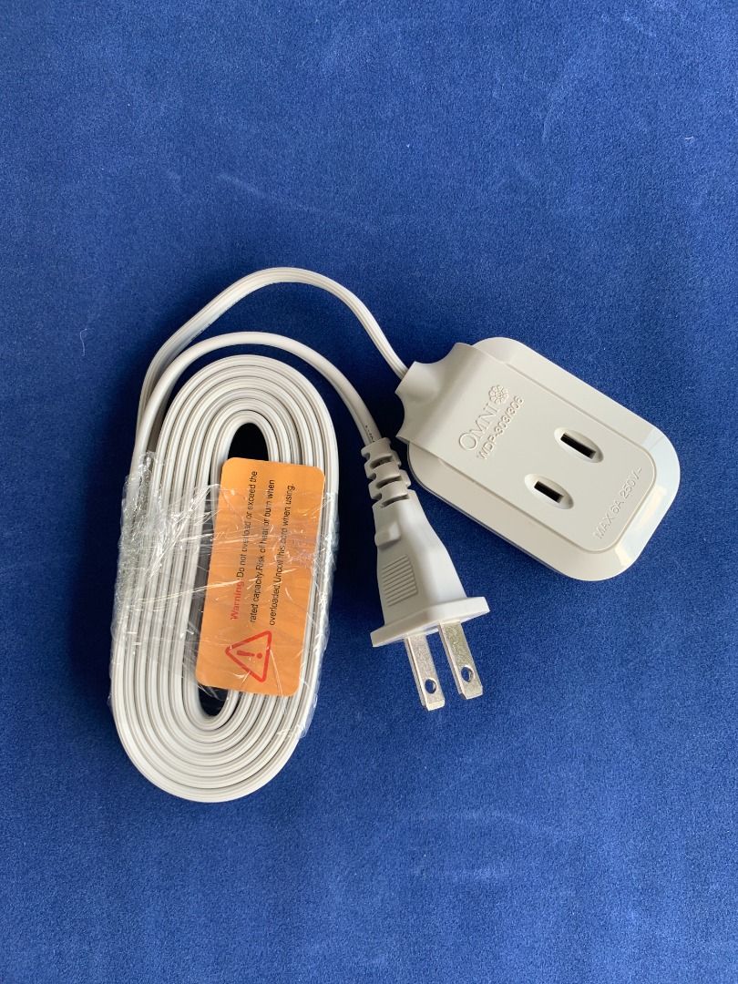 OMNI WDP-303-PK (Category: Electrical, Adaptors & Sockets) located in Imus. Submitted by shining_lights_ (Listing ID 1362578928, Image 3). Description: OMNI Dual Portable Extension Cord Set 3 Meter Wire 1,000W 6A 250V.