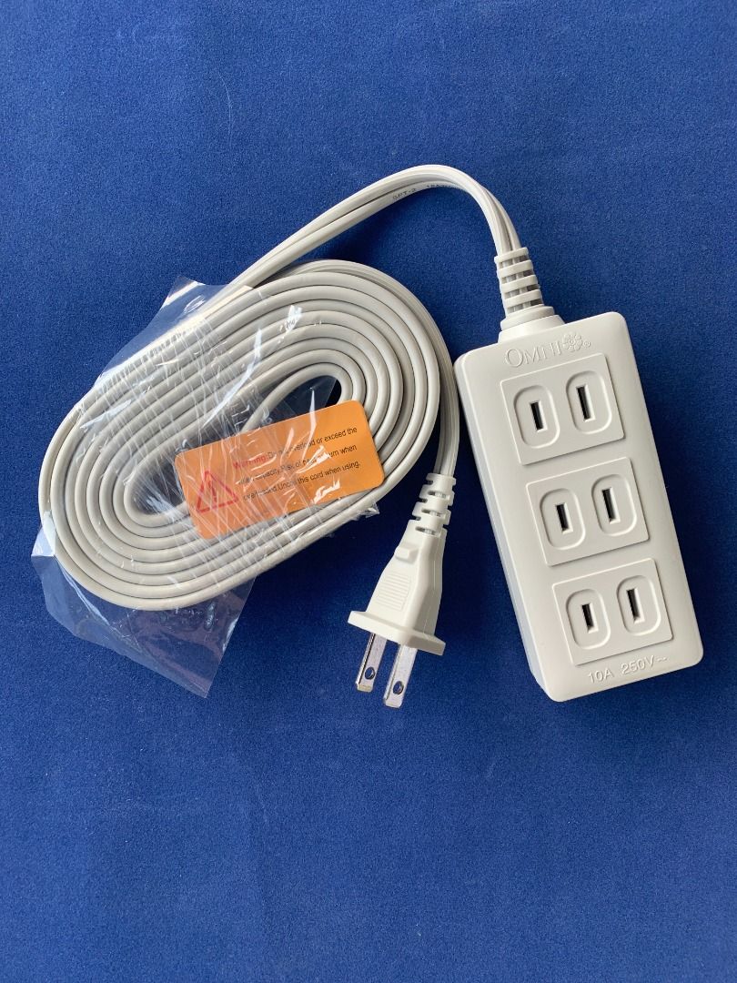 OMNI WEE-003 PK (Category: Electrical, Adaptors & Sockets) located in Imus. Submitted by shining_lights_ (Listing ID 1362578289, Image 3). Description: OMNI ECO Extension Cord Set 3-Gang 4 Meter Wire 2,000W 10A 250V.