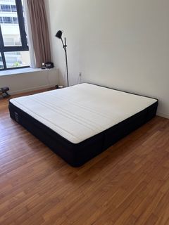 (Category: ) located in . Submitted by oscarlind (Listing ID 1362529021, Image 1). Description: .