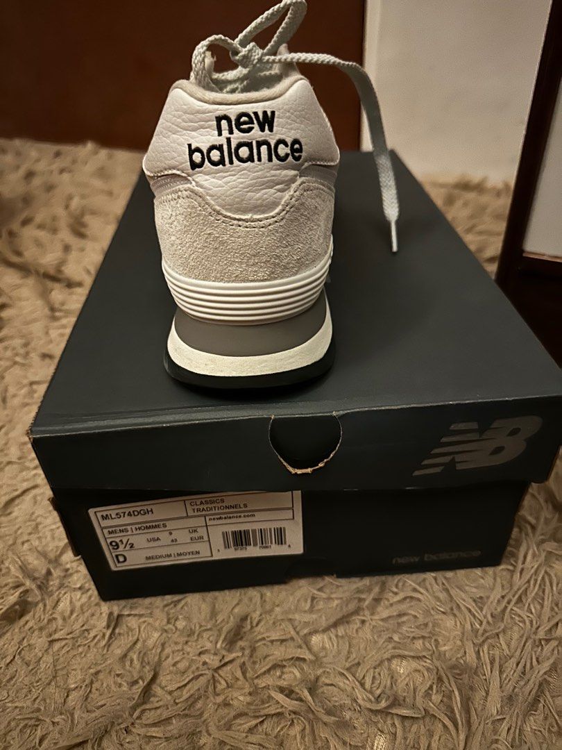(Original) New Balance-574 luxe leather white (Category: Sneakers) located in Tacloban City. Submitted by cheche261990 (Listing ID 1362607135, Image 2). Description: .