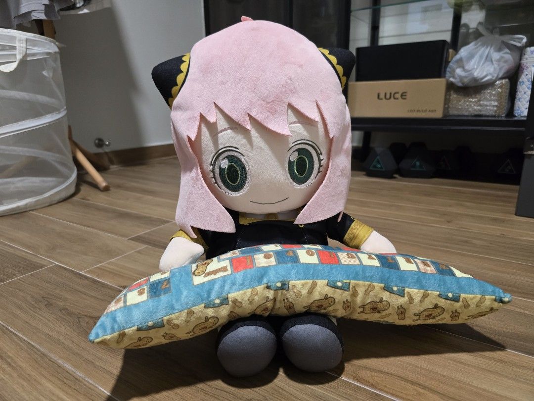 P BANDAI PC CUSHION ANYA SOFT TOY (Category: Plushies & Soft Toys) located in Singapore. Submitted by jonnyisn24553 (Listing ID 1362620755, Image 1). Description: Like New PRICE REDUCED Bought for wife Never touched, kept for display in glass cabinet Meet up at Somerset MRT, or Tampines/Simei MRT.