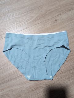 (Category: ) located in . Submitted by hadias (Listing ID 1362584129, Image 1). Description: .