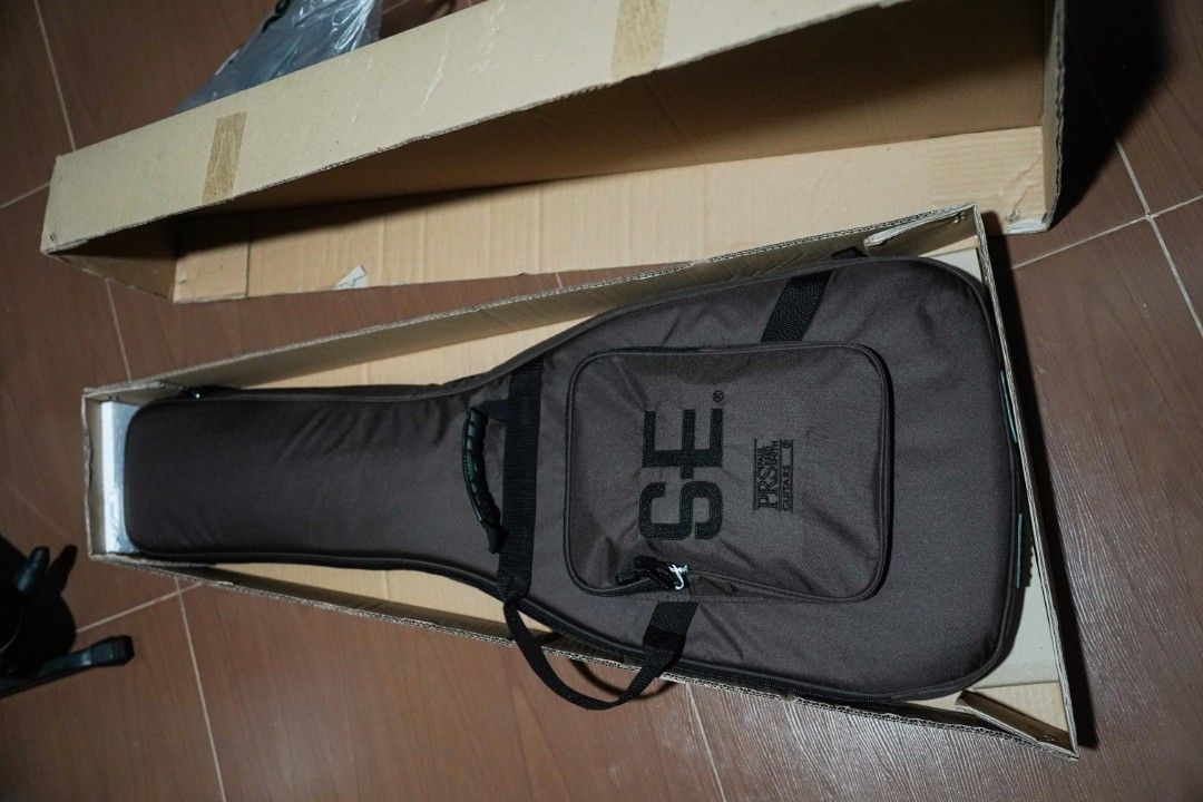 PRS SE Custom 24 Semi Hallow Piezo (Category: Musical Instruments) located in Malabon City. Submitted by r0r0z (Listing ID 1362496801, Image 2). Description: complete what you see is what you get check all you want no issue rfs: bawas gamit Bulacan area.