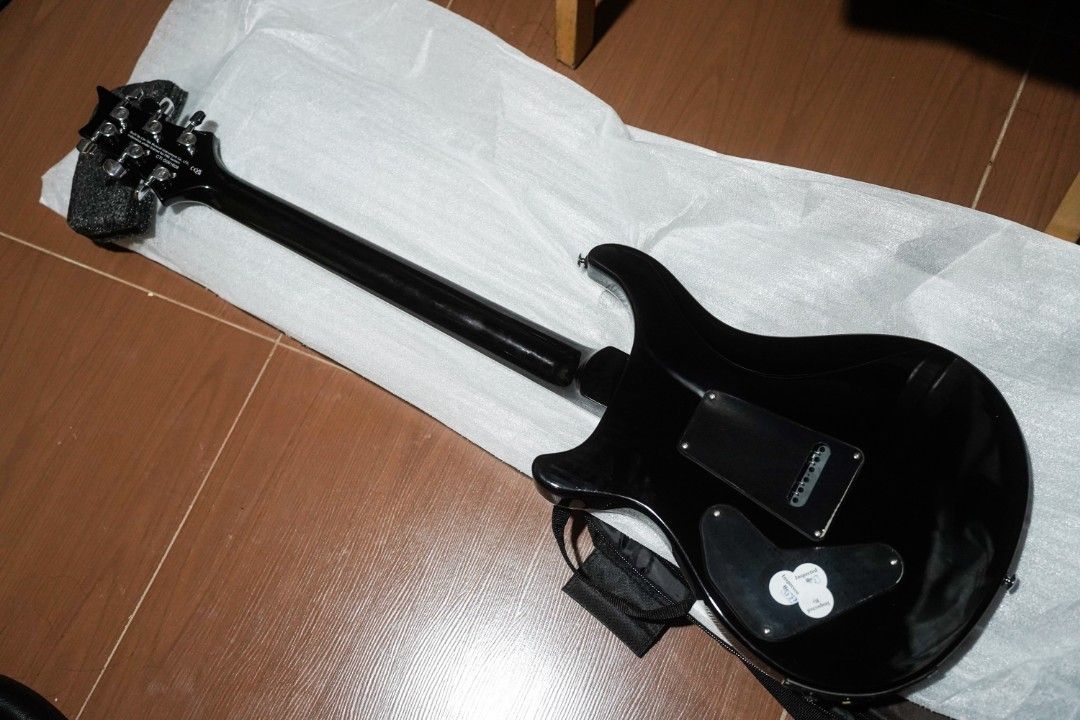PRS SE Custom 24 Semi Hallow Piezo (Category: Musical Instruments) located in Malabon City. Submitted by r0r0z (Listing ID 1362496801, Image 3). Description: complete what you see is what you get check all you want no issue rfs: bawas gamit Bulacan area.