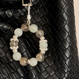 (Category: ) located in . Submitted by missclearingcloset (Listing ID 1362622512, Image 1). Description: .