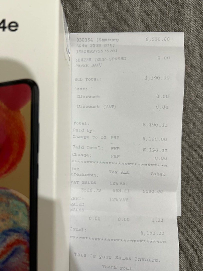 SAMSUNG GALAXY A04e (Category: Samsung) located in Quezon City. Submitted by thriftythreadsbynadyaandelay (Listing ID 1362605974, Image 3). Description: sealed 32 gb black loc: Mandaluyomg.