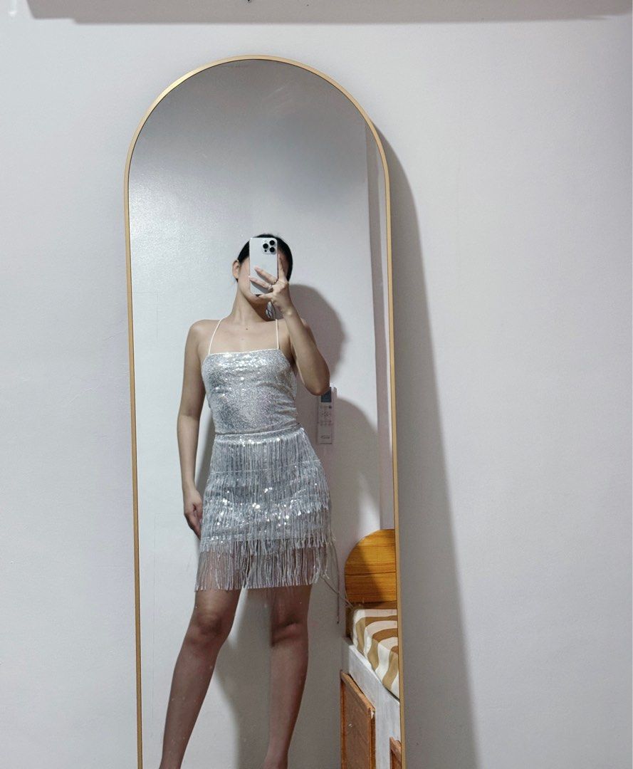 Silver dress (Category: Dresses) located in Angeles City. Submitted by fifidecluts (Listing ID 1362641179, Image 1). Description: .