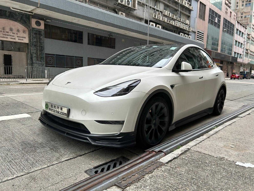 Tesla  MODEL Y LR Auto628631745546271127