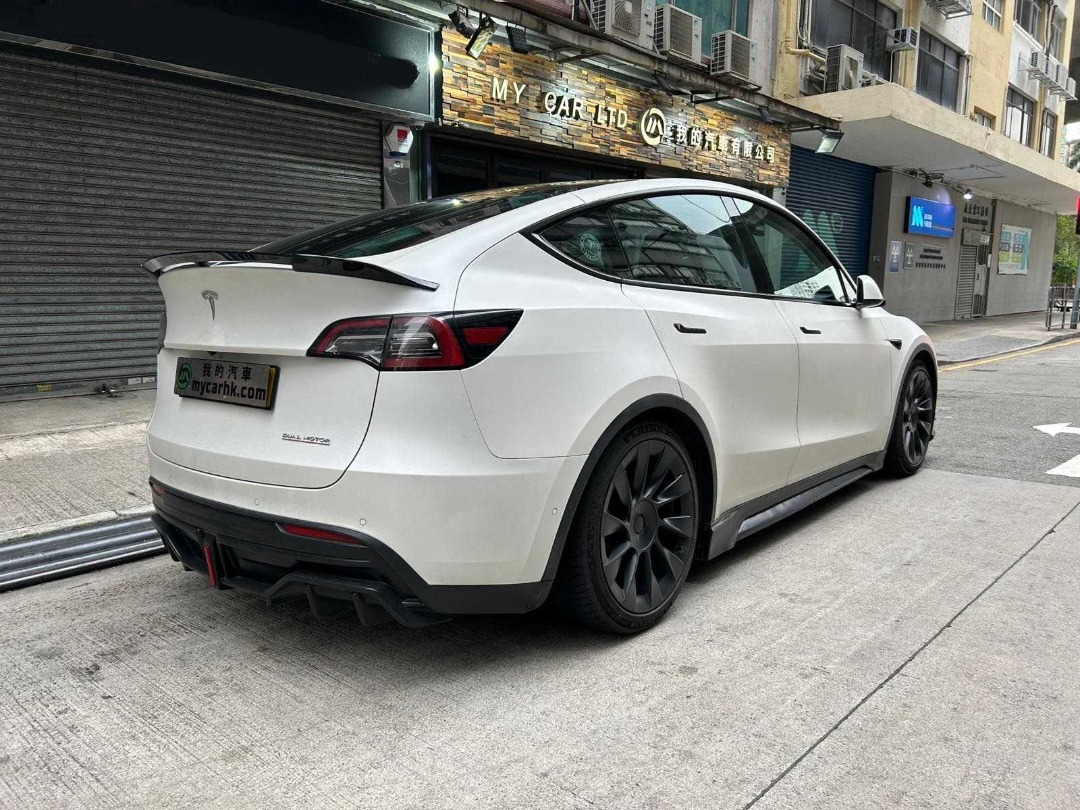 Tesla  MODEL Y LR Auto62863174554627111