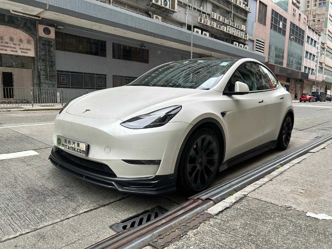 Tesla  MODEL Y LR Auto62863174554627112