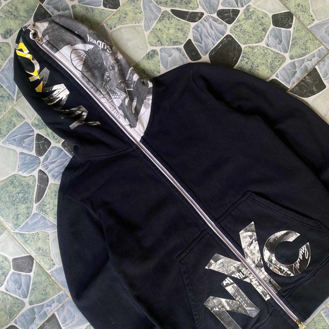Tommy Hilfiger (full zip) (Category: Coats, Jackets and Outerwear) located in San Fernando. Submitted by work4it (Listing ID 1362619446, Image 2). Description: Tommy Hilfiger Dimes-19x26 color rate-9.5/10 condition-excellent issue-X.