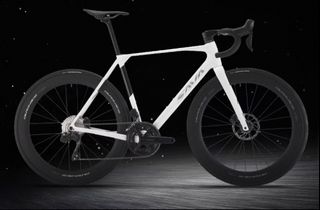 (Category: ) located in . Submitted by revbikecollective (Listing ID 1362723915, Image 1). Description: .