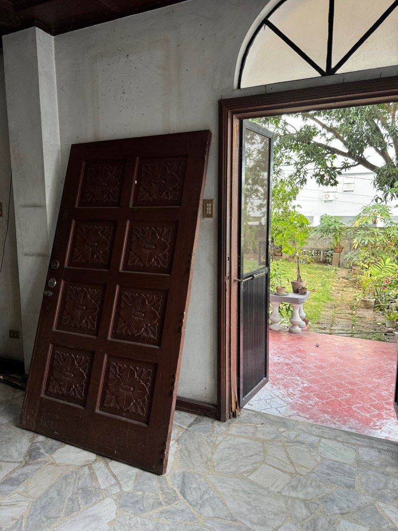 2 Narra Doors (Category: Locks, Doors & Gates) located in Quezon City. Submitted by rafsimeon (Listing ID 1362728309, Image 1). Description: Solid Narra Doors from ancestral house. Bigger door: 130 x 210 x 4.5 cm Smaller door: 110 x 200 x 4.5 cm Location: Barangay Industrial Valley, Marikina 55,000 for both..