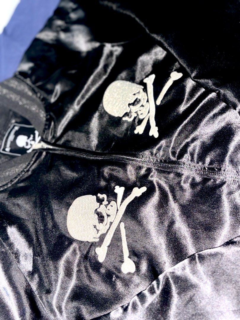 ☠️ Mastermind Silk Bomber Jacket ☠️ (Category: Coats, Jackets and Outerwear) located in Angeles City. Submitted by anythingonlineph (Listing ID 1362821664, Image 2). Description: ☠️ Mastermind Silk Bomber Jacket ☠️ • Prestine Condition • Very Silky • Comfy • Fits from Large to XL Just message me if interested, direct to buyer-seller transactions only. Pass to middleman. .