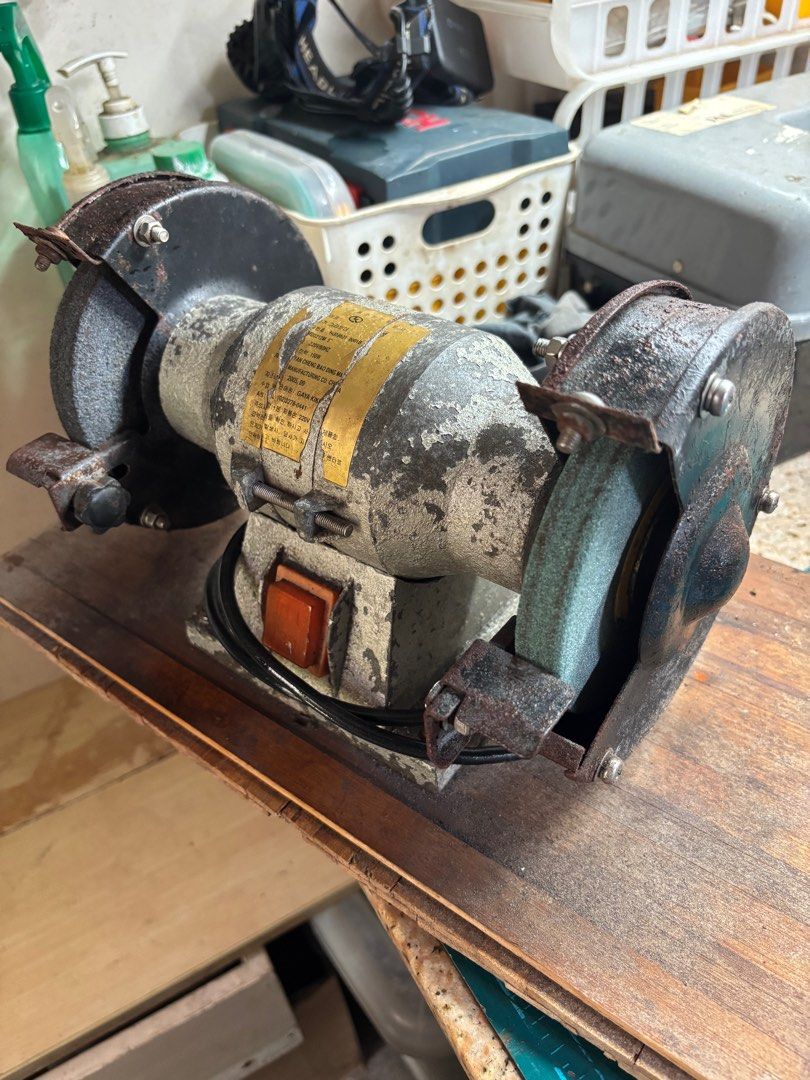 Bench grinder (Category: Construction Tools & Equipment) located in Muntinlupa City. Submitted by lackayvangie (Listing ID 1362720531, Image 2). Description: Korean made, with spare stone & wire brush.