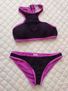 (Category: ) located in . Submitted by q_preloved_items (Listing ID 1362673973, Image 1). Description: .