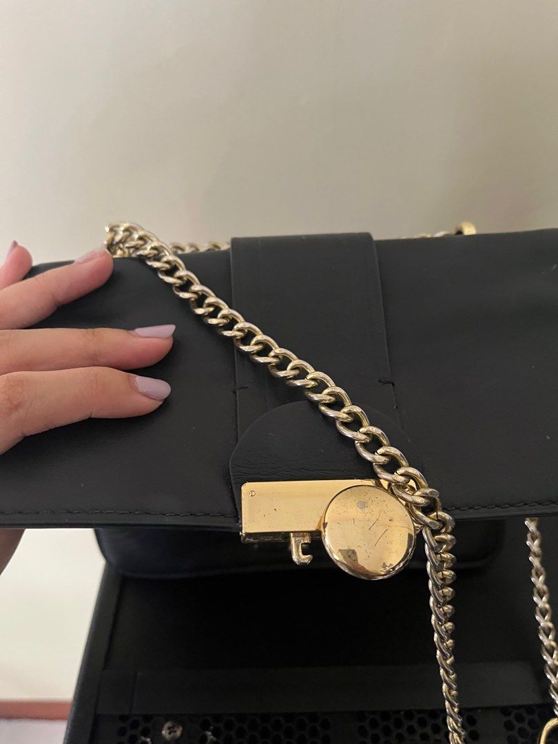 Black Leather Shoulder/Kili Bag (Category: Shoulder Bags) located in Manila. Submitted by msmarison (Listing ID 1362672573, Image 3). Description: Selling Italy Bag This bag is looking for new home. 💌 Dm for more info or sa ig: msmarison .