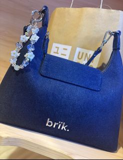 (Category: ) located in . Submitted by lilac_wardrobe (Listing ID 1362695322, Image 1). Description: .