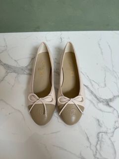 (Kategori: ) berada di . Dikirim oleh larisilemari (ID iklan 1362814053, Gambar 1). Deskripsi: .