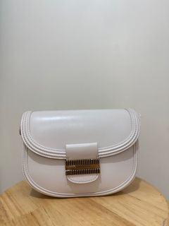（分類：）位於 。 由 lalalaaaaa___ 提交（商品編號 1362769407，圖片 1）。簡介： 。