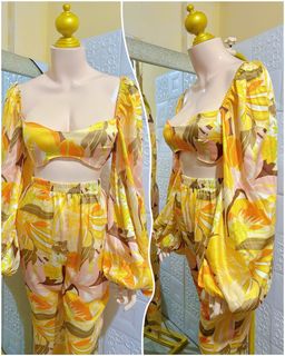 (Category: ) located in . Submitted by classychiccloset (Listing ID 1362823376, Image 1). Description: .