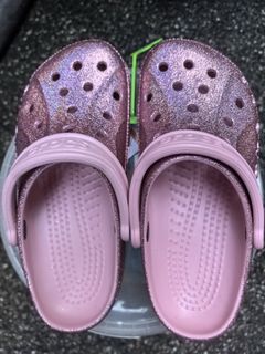 (Category: ) located in . Submitted by uptrendglam (Listing ID 1362747887, Image 1). Description: .