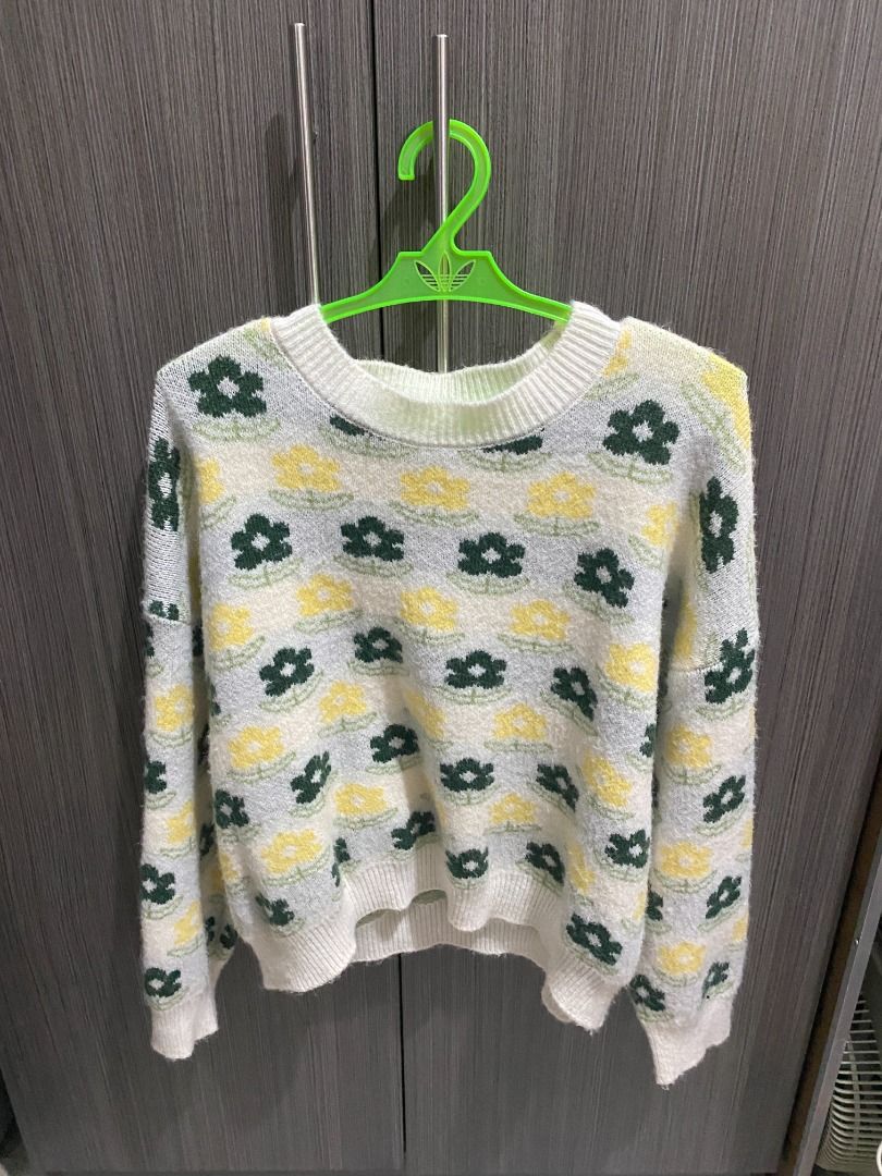 DECLUTTER SALE! cute flower knit sweater (Category: Coats, Jackets and Outerwear) located in Manila. Submitted by angmer (Listing ID 1362782463, Image 1). Description: 🌸 I'm selling preloved sweater. I bought it from an online instagram shop. 🌸 No flaws! Just cleaning out my closet Negotiable! MOP: Maya (preferably), GCASH Buyer will shoulder SF Open for meet-ups if you're near UST .