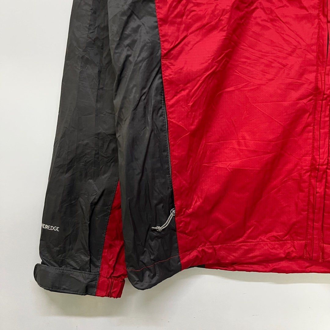Eddie Bauer - Weather Edge Rain Jacket (Category: Coats, Jackets and Outerwear) located in Batangas. Submitted by wornwear.ph (Listing ID 1362714262, Image 3). Description: Eddie Bauer - Weather Edge Rain Jacket Small on tag fits Medium Width 21 inches Length 27” Lightweight / Fully seamed Waterproof / heavy rain Packable 9/10 Excellent condition 1,500 only! .