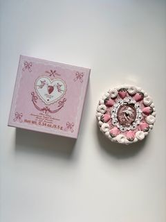 Flower Knows Strawberry Cupid Collection - Pressed Powder (01)