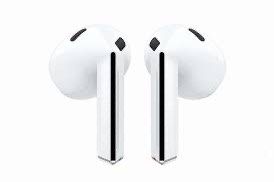 Galaxy Buds3 (Category: Earphones) located in Singapore. Submitted by maxxwel2 (Listing ID 1362818951, Image 1). Description: Wireless in-ear headphones - IP57 - Bluetooth 5.4 - active noise reduction - 3 microphones - 30-hour battery life - charge/carry case..