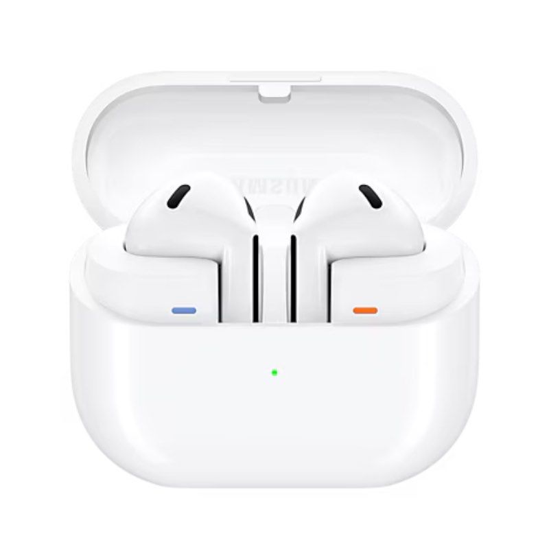 Galaxy Buds3 (Category: Earphones) located in Singapore. Submitted by maxxwel2 (Listing ID 1362818951, Image 3). Description: Wireless in-ear headphones - IP57 - Bluetooth 5.4 - active noise reduction - 3 microphones - 30-hour battery life - charge/carry case..