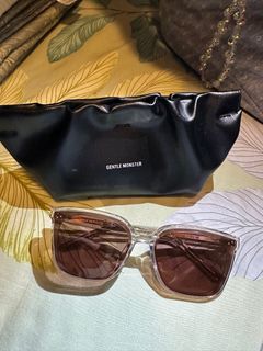 （分類：）位於 。 由 siuuufaa 提交（商品編號 1362775643，圖片 1）。簡介： 。