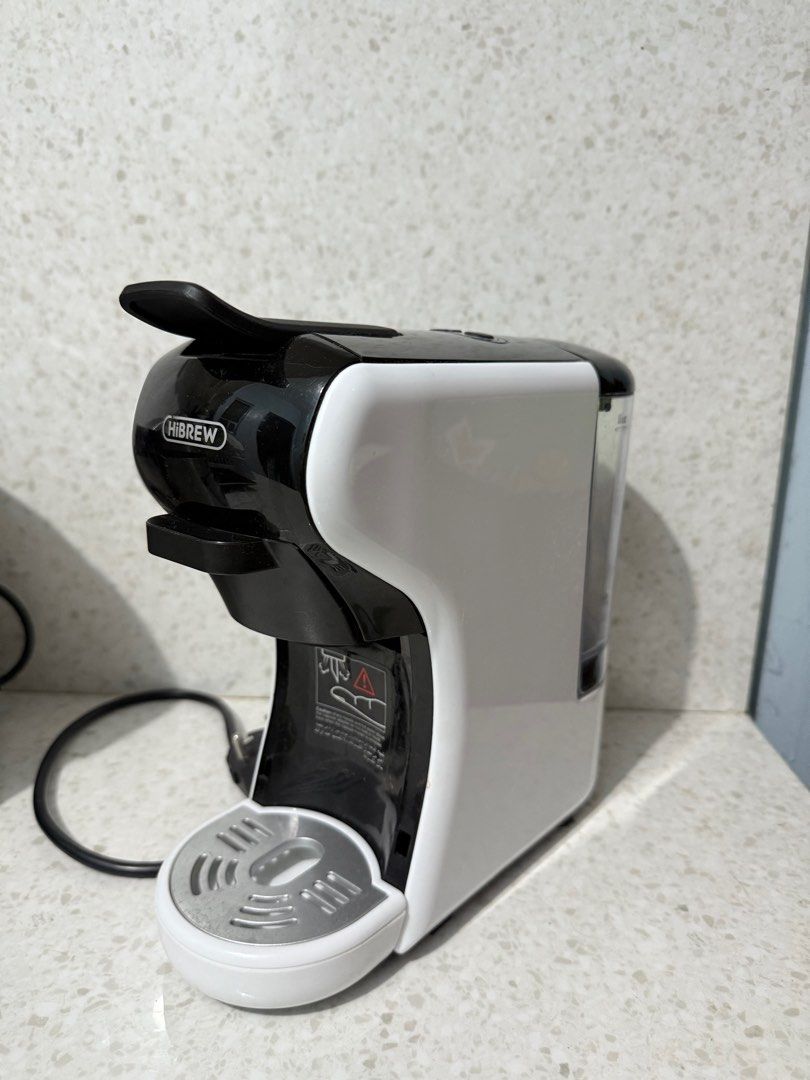 Hibrew 5 in 1 Coffee Machine (Category: Coffee Machines & Makers) located in Manila. Submitted by fjnc_26 (Listing ID 1362740876, Image 2). Description: Hibrew 5 in 1 Coffee Machine (slightly nego) Used twice only! All pods are complete and working Reason for selling: limit coffee intake.