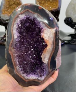 (Category: ) located in . Submitted by crystalart88 (Listing ID 1362830346, Image 1). Description: .