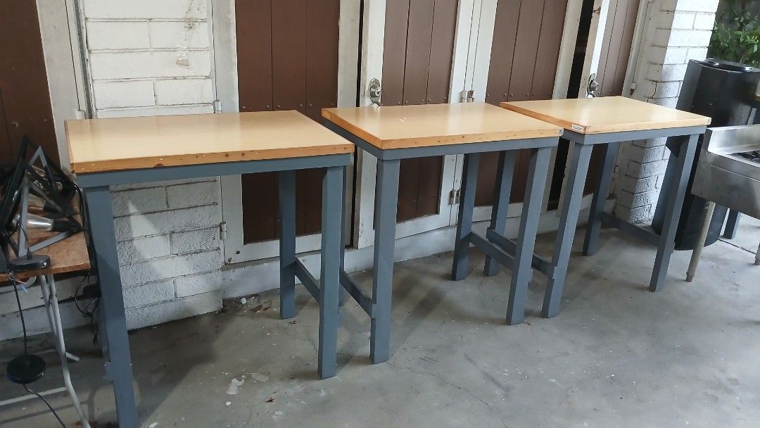 High top (Category: Tables & Sets) located in Angeles City. Submitted by pamdiel003 (Listing ID 1362747937, Image 3). Description: high Top table 2,000 each available 2pcs loc: friendship hiway Angeles City pampanga.