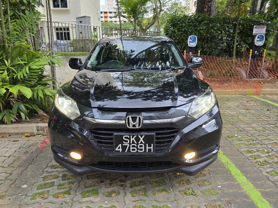 Honda Vezel 1.5 X (A) (Category: Car Rental) located in Singapore. Submitted by jason_yapcar (Listing ID 1362729970, Image 1). Description: Beautiful Honda Vezel for lease, tip top condition call 9181 6096 for a viewing and test drive.. Attractive cash rebate upon completion of contract....