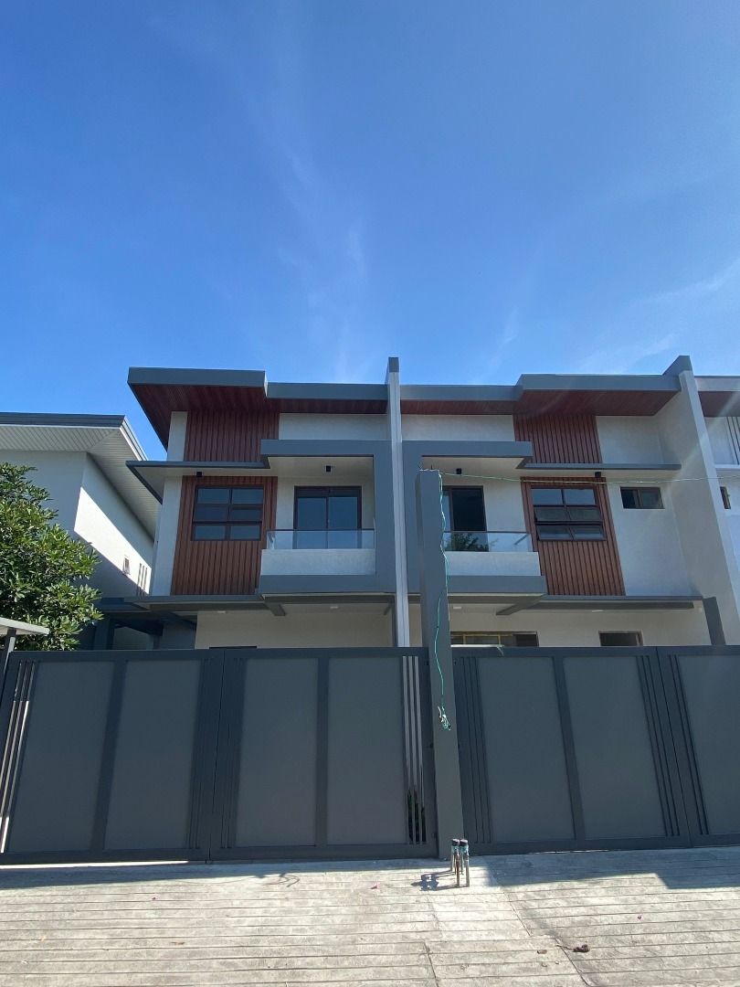 House & Lot for Rent (Category: House & Lot) located in Manila. Submitted by johnniejohn (Listing ID 1361403968, Image 1). Description: Brand New House - spacious layout -3BR + 3T&B + powder room + 2 balconies - 2year minimum contract, postdated checks required -30min drive to Ortigas CBD -30min drive to Eastwood -45min drive to BGC Village East Executive Homes, Cainta Rizal Galant Street - Flood Free!.
