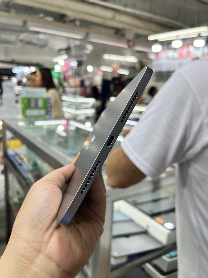 iPad Mini 7 128GB Wifi Only No Issue (Category: iPad) located in Pasig City. Submitted by fairgadgetshop (Listing ID 1362798687, Image 3). Description: Buy • Sell • Trade • Swap Legit Seller w/ Physical Store Mabilis Kausap / Pass sa Scammer RFS: Buy and Sell 😊 Installment via Credit Card, GGives, Gcredit, SPaylater and Billease with additional interest We accepting Brandnew or Secondhand iPad Mini 7 128GB Wifi Only No Issue Working Truetone No 