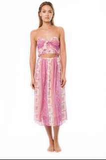 (Category: ) located in . Submitted by diyascloset (Listing ID 1362771161, Image 1). Description: .
