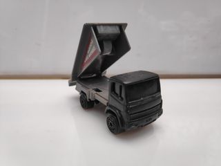 Maisto Toy Truck