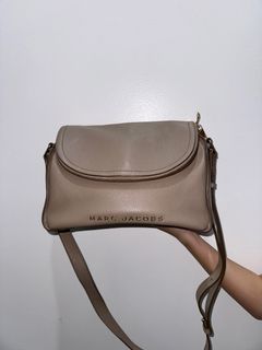 (Kategori: ) berada di . Dikirim oleh lemaricornelius (ID iklan 1362730387, Gambar 1). Deskripsi: .