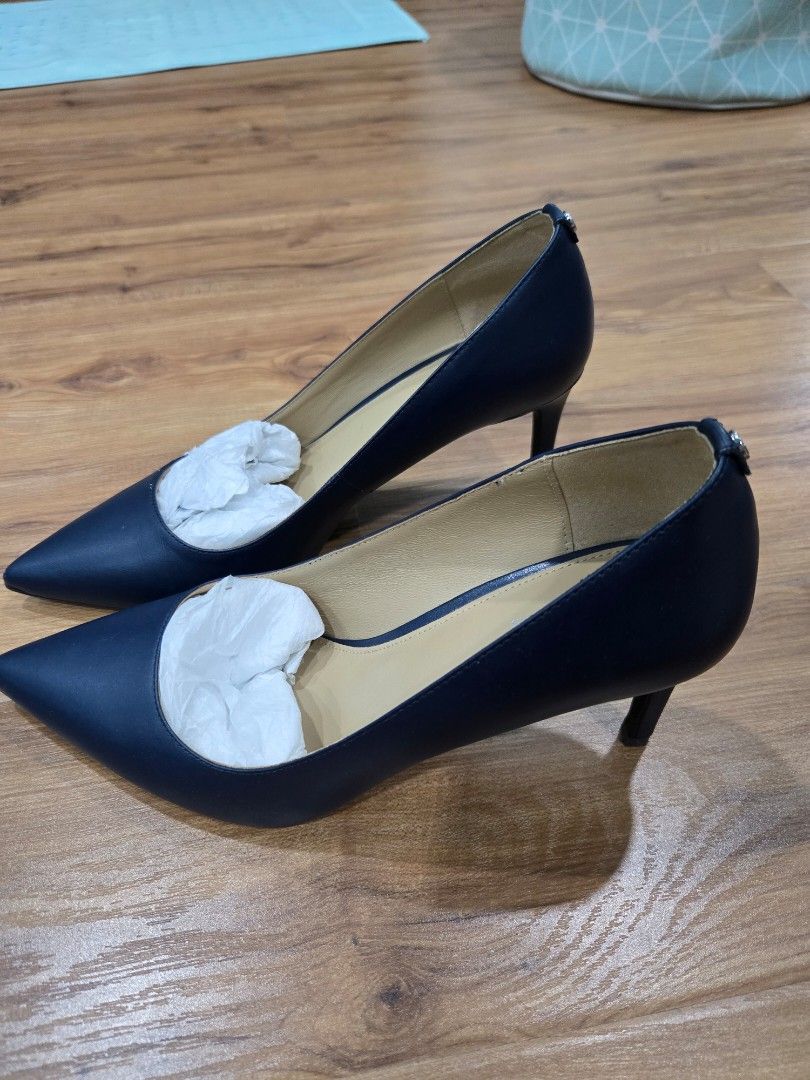 michael kors navy blue heels
