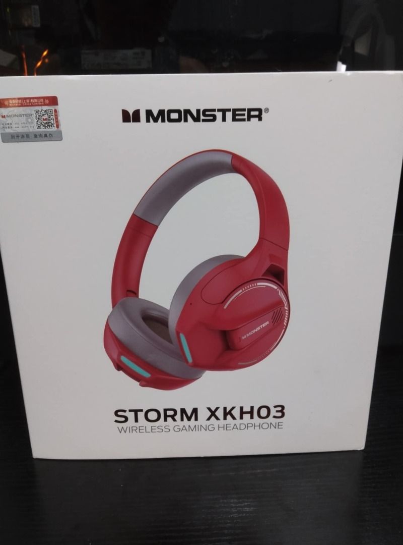 Monster Wireless Gaming Headphone (Category: Headphones & Headsets) located in Malabon City. Submitted by thyrij (Listing ID 1362713251, Image 1). Description: Nacheck lang at binalik din sa box, ayaw ng anak ko .