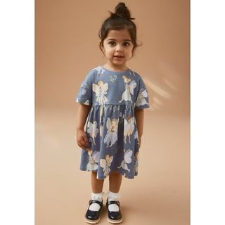 (Category: ) located in . Submitted by Wardrobe_elroses (Listing ID 1362810464, Image 1). Description: .