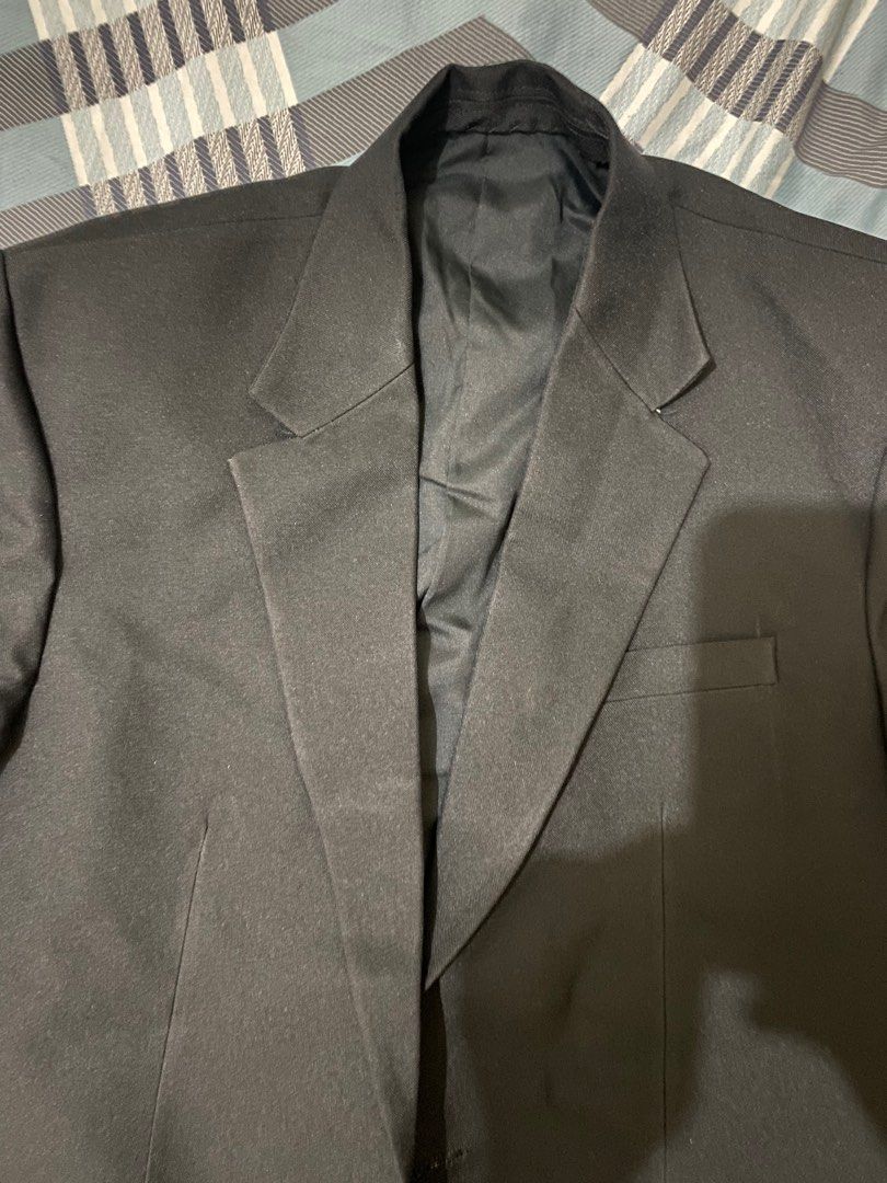 No brand Coat (Black) (Category: Coats, Jackets and Outerwear) located in Manila. Submitted by eli024 (Listing ID 1362748414, Image 3). Description: Used once, Fit to size S Need wash.