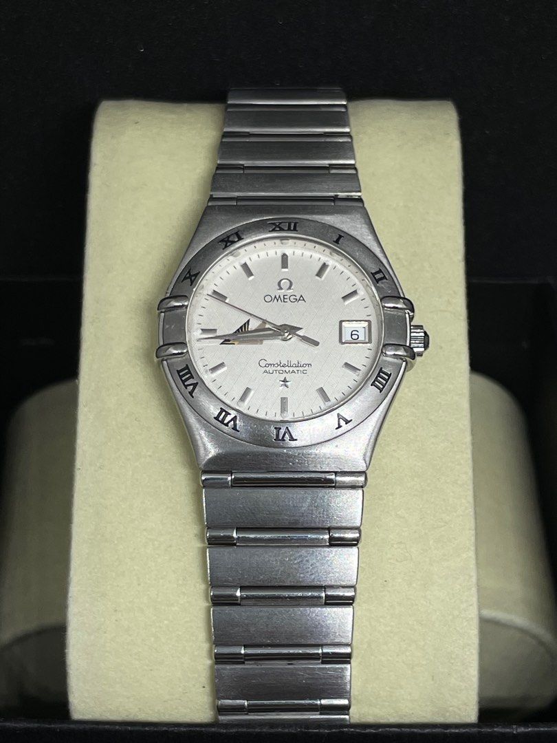 Omega Constellation Ladies Size 27mm Case Size Automatic Unit with Presentation Box (Category: Luxury Watches) located in Quezon City. Submitted by watchandgrind.ph (Listing ID 1362787518, Image 1). Description: FS(FOR SALE)/FT/(FOR TRADE)/For Lay Away If cash(PRICE IS NEGOTIABLE) Open for authentication. Lay Away Terms: 1 month to pay, asking price. 2 or more months, minimal amount will be added. *You can claim the item upon full payment. PM me 